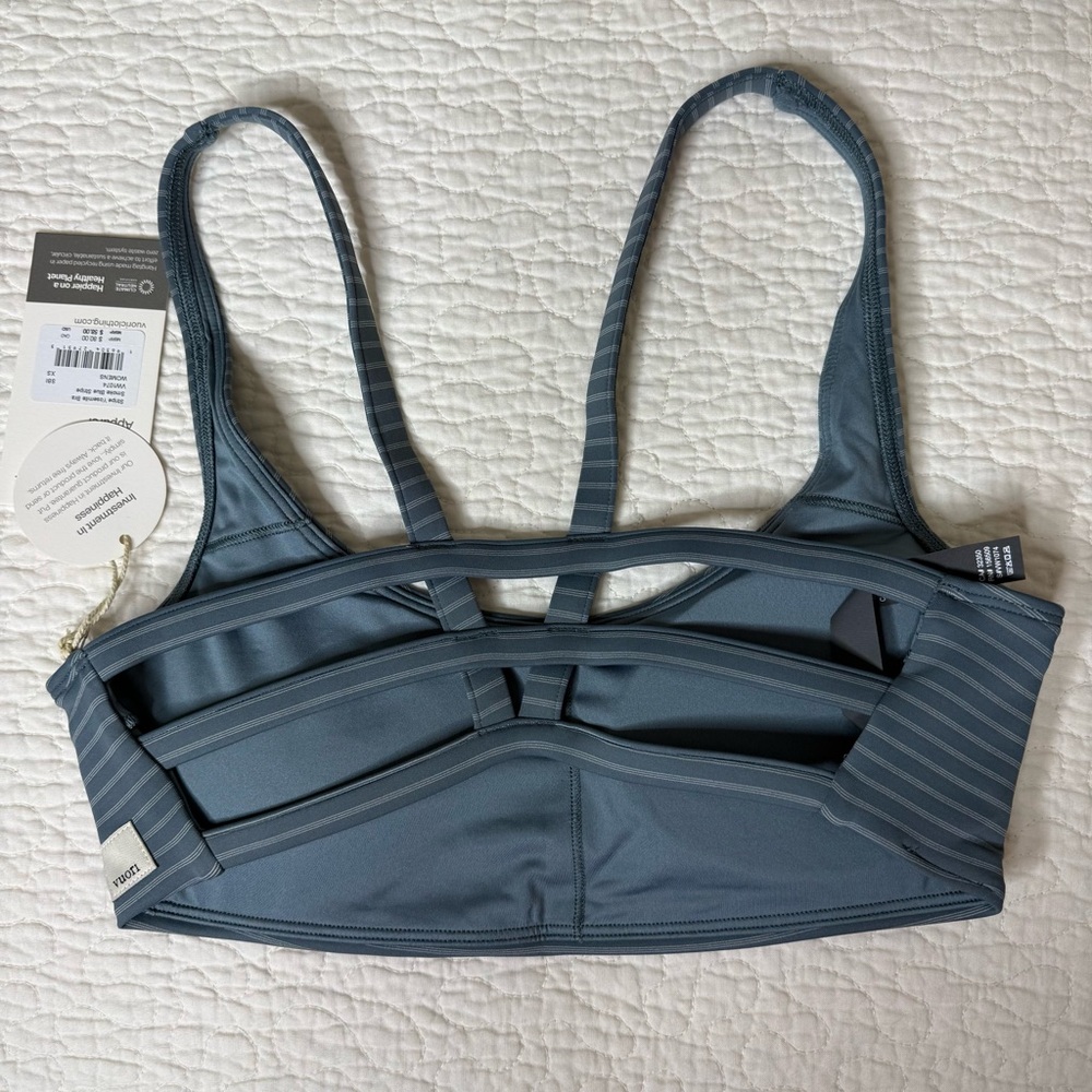 New Vuori Women’s Stripe Yosemite Bra Smoke Blue Stripe XS VW1074 - Picture 5 of 8